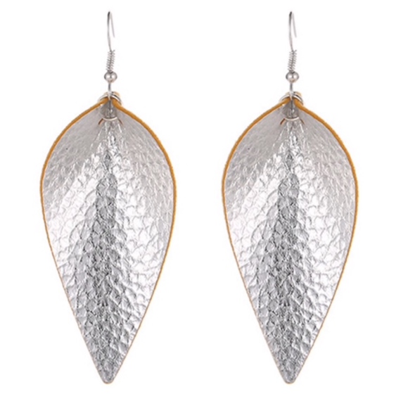 Golden Threads Jewelry - Faux Leather Tear Drop Earrings Silver